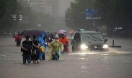 郑州爆料大雨视频最新,城市抗洪纪实，视频记录惊心动魄瞬间